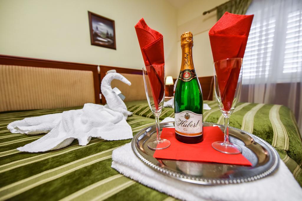 Penzion Raki Bratislava Ngoại thất bức ảnh